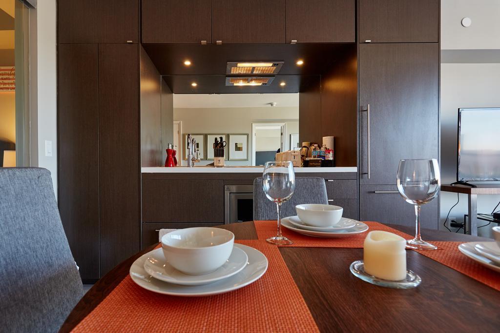 Atlas Suites - Yorkville Furnished Apartments Τορόντο Δωμάτιο φωτογραφία