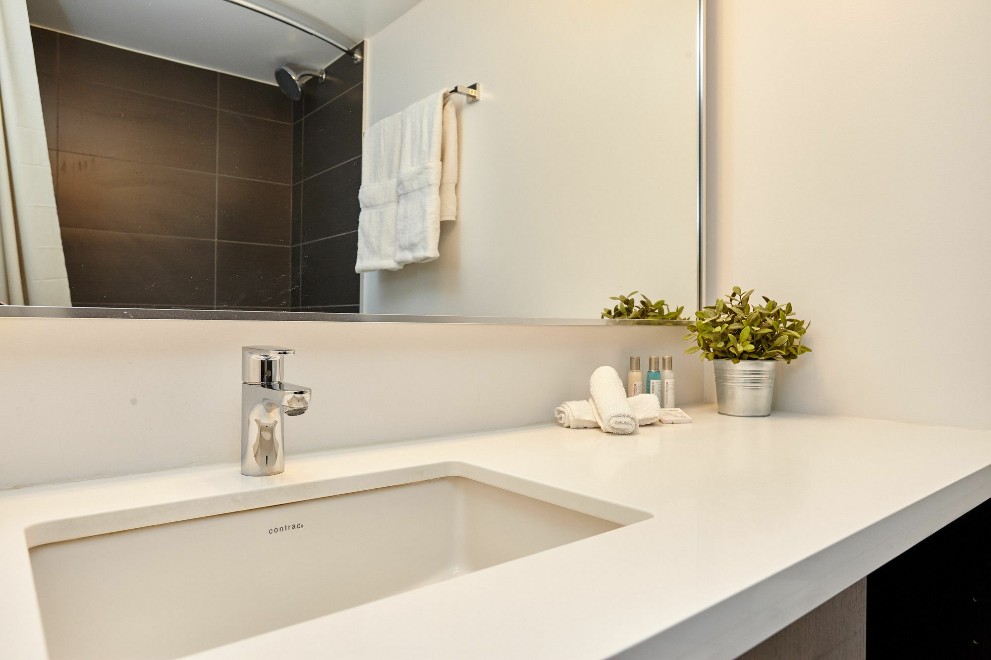 Atlas Suites - Yorkville Furnished Apartments Τορόντο Εξωτερικό φωτογραφία